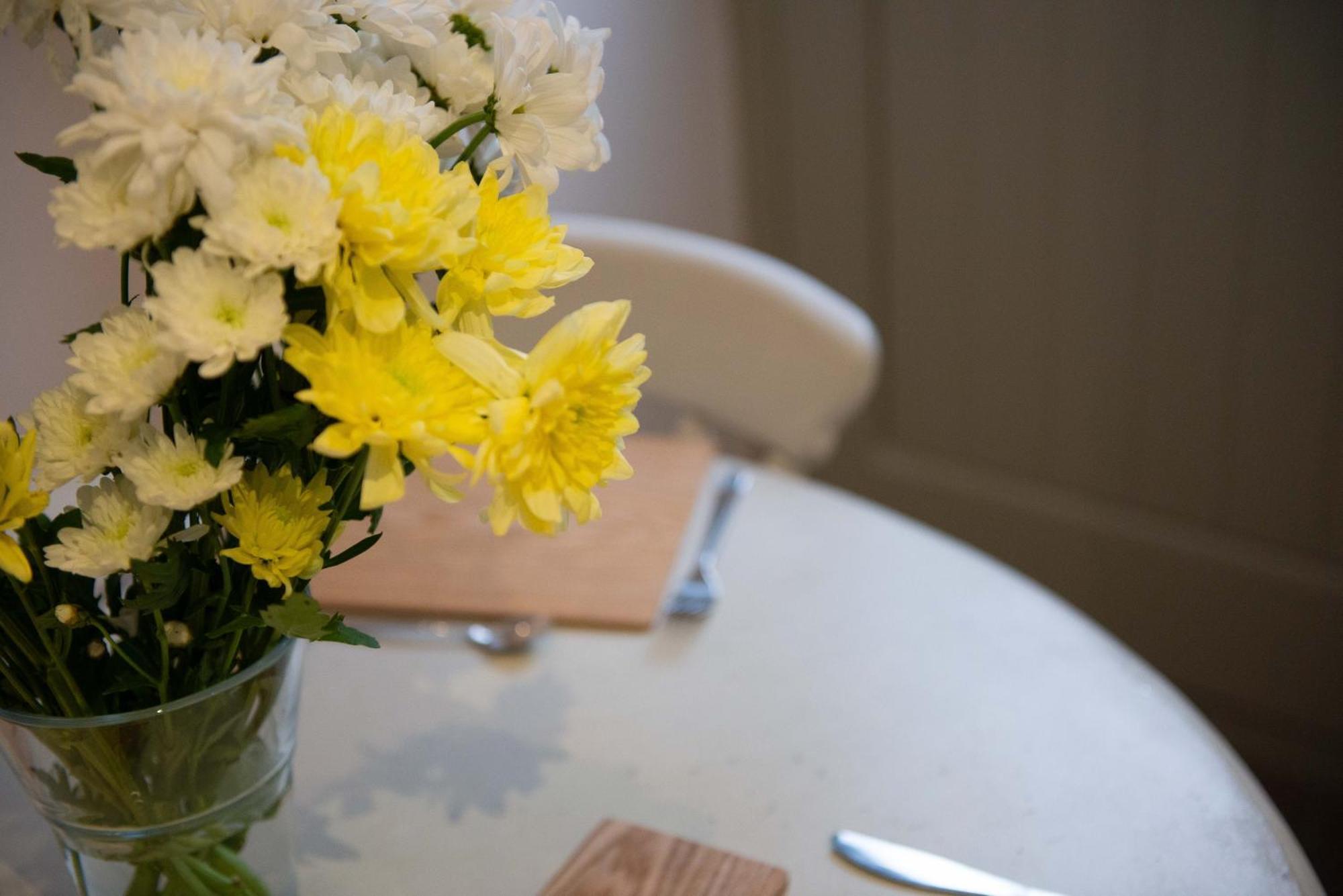 Stylish Townhouse, Work Desk, Fast Wi-Fi, Sleeps 6 Stamford Exterior photo
